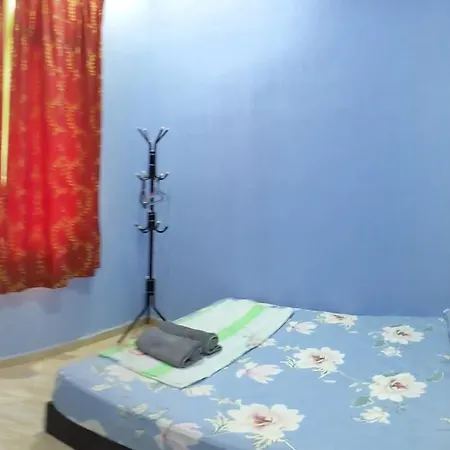 Mufeed Homestay Kampong Wakaf Tengah Exterior photo
