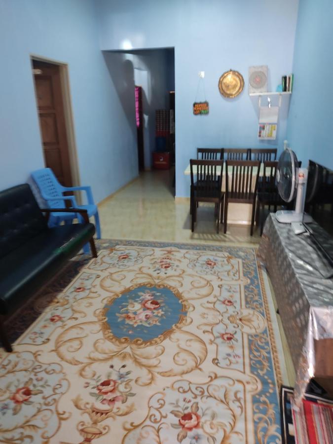 Holiday home Mufeed Kampong Wakaf Tengah